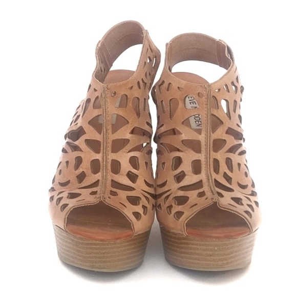 Laser Cut Open Toe Wedge Sandals EUC - Picture 2 of 7